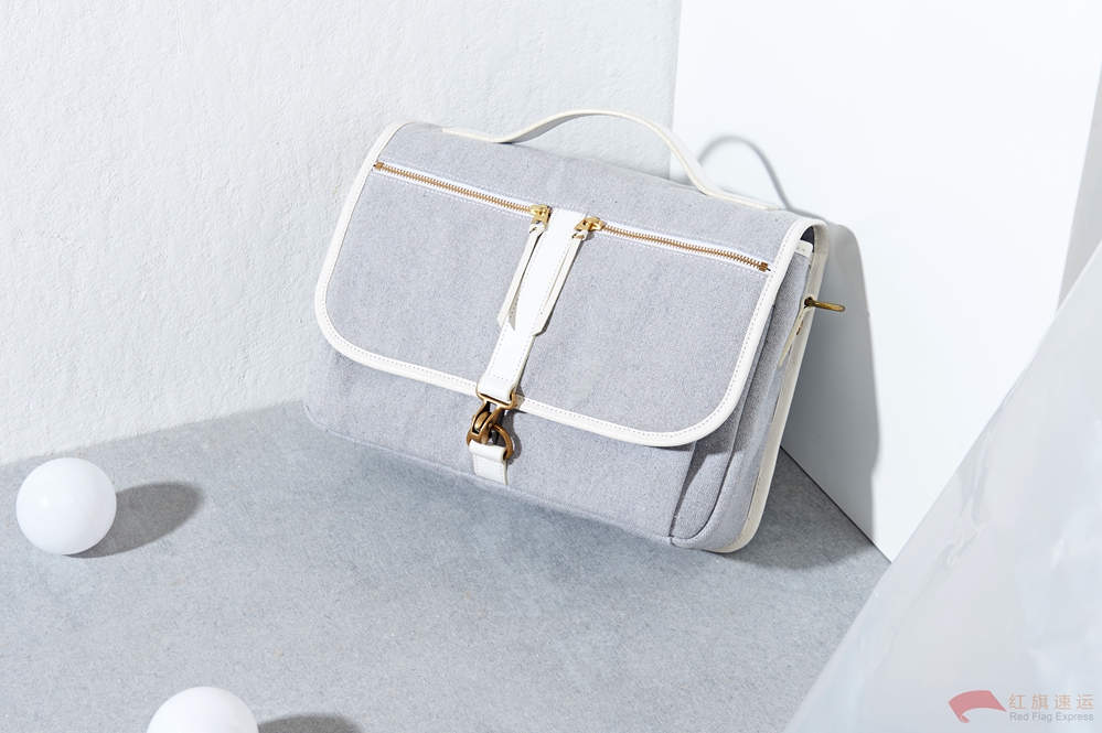 16397342065598.jpg 攝圖網(wǎng)_500990327_包包女士男士手提包錢包斜挎包背包(企業(yè)商用)_副本.jpg