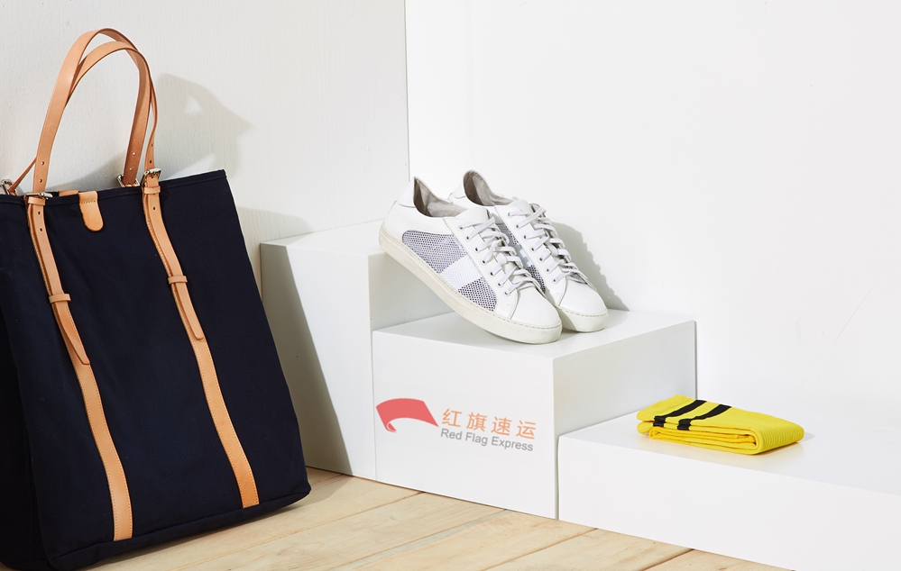 16556884486787.jpg 攝圖網_500512259_配飾鞋包靜物(企業商用)_副本.jpg